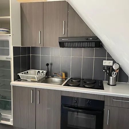 3 Pieces Hyper-centre Apartman